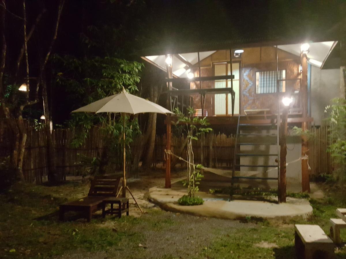 Hotel Hug Rimtharn Ban Khao Klom Exteriér fotografie