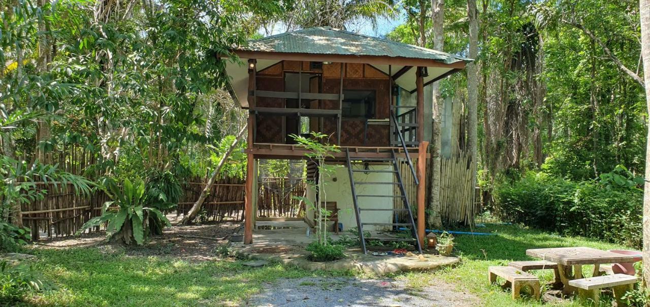 Hotel Hug Rimtharn Ban Khao Klom Exteriér fotografie