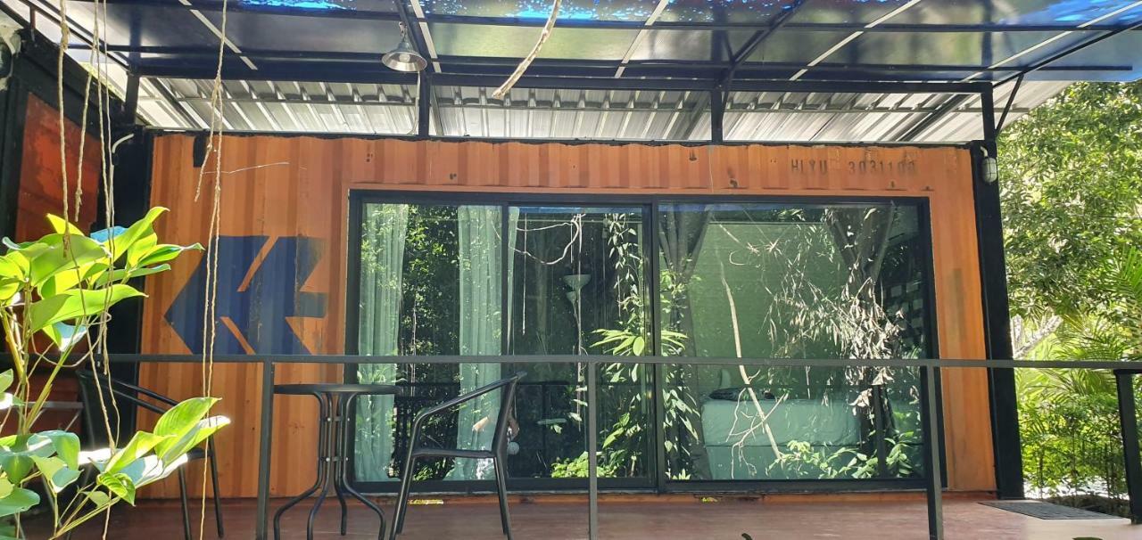 Hotel Hug Rimtharn Ban Khao Klom Exteriér fotografie