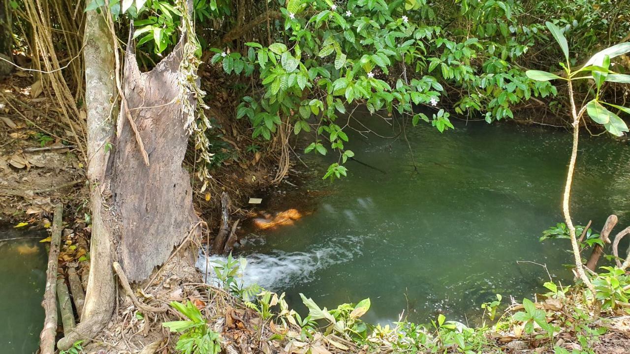 Hotel Hug Rimtharn Ban Khao Klom Exteriér fotografie