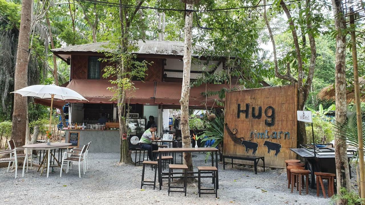 Hotel Hug Rimtharn Ban Khao Klom Exteriér fotografie